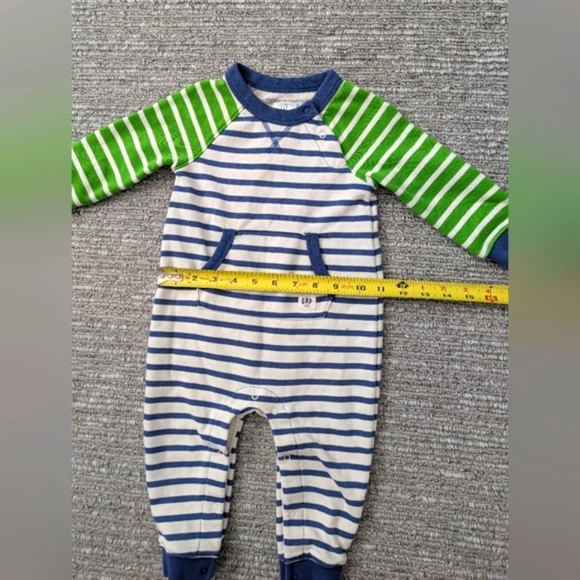 🎈Baby Gap (12-18 Months) One Piece Footless Romper/Pyjamas With Snaps - Picture 13 of 14